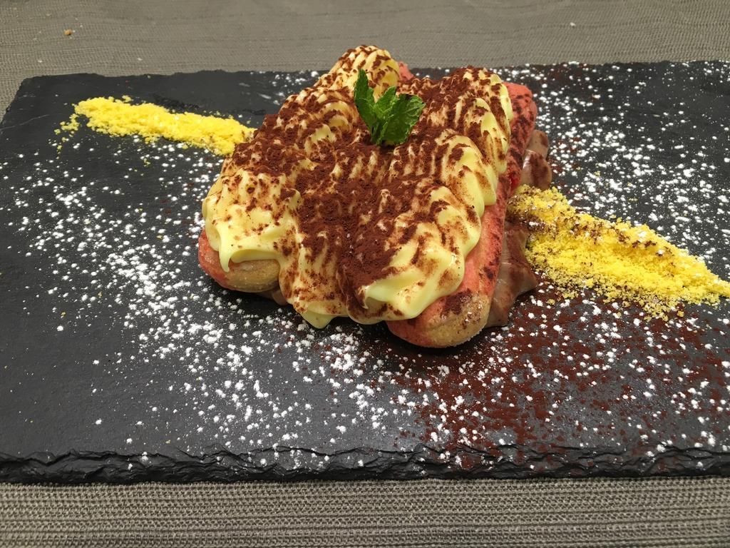大使酒店 里乔内 外观 照片